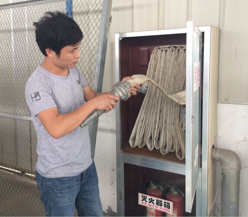 2014年度员工消防安全教育培训、现场演练3